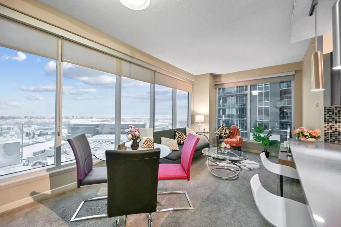 The Urban Peak On The 19Th Floor Of The Alura Lejlighed YYC