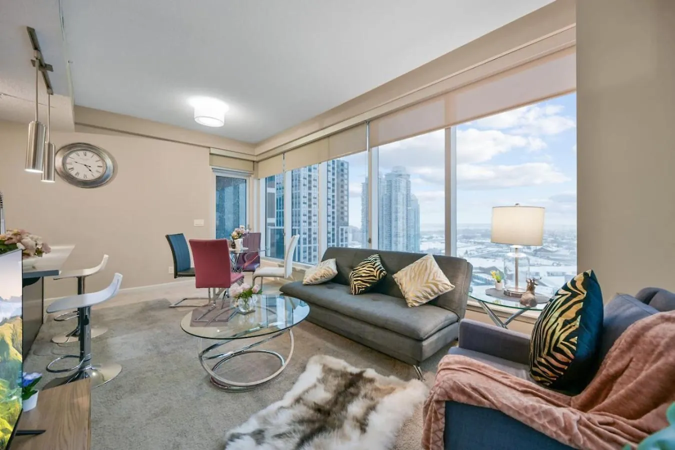 The Urban Peak On The 19Th Floor Of The Alura Lejlighed YYC