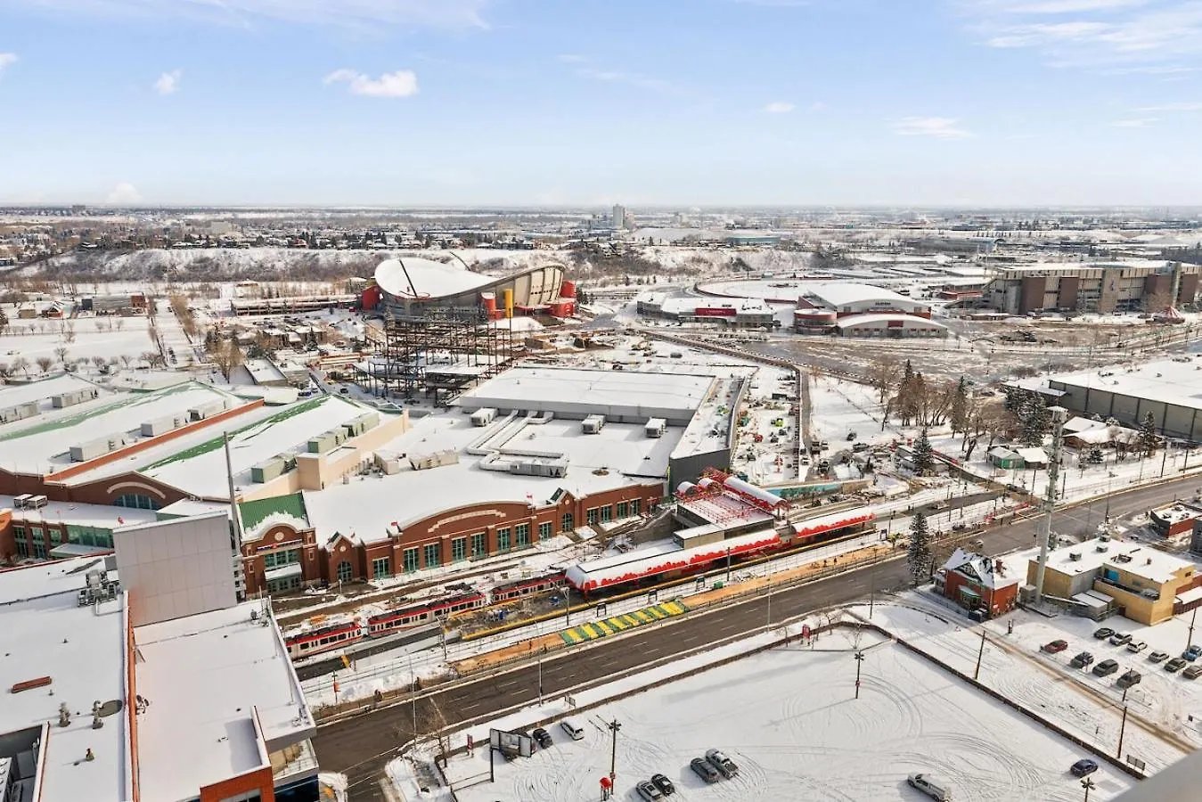 The Urban Peak On The 19Th Floor Of The Alura Apartment Calgary